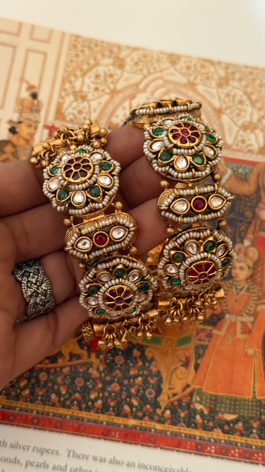 Rani pink & emerald floral rajwada openable bangle