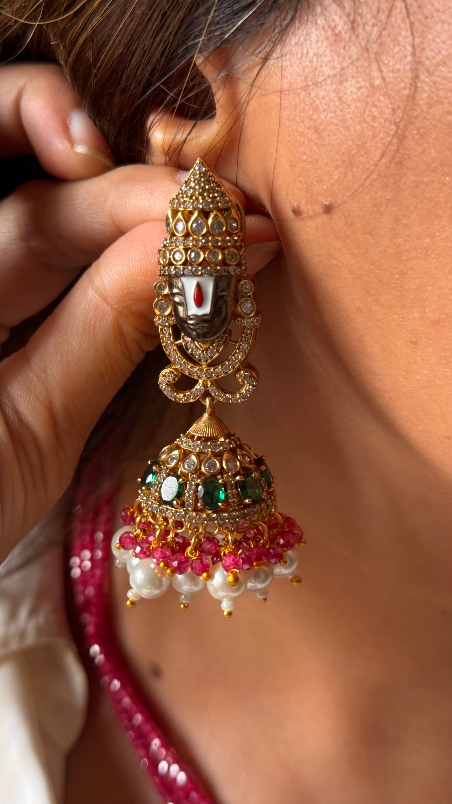 Lord venkateswara with rani pink pearl string pendant set