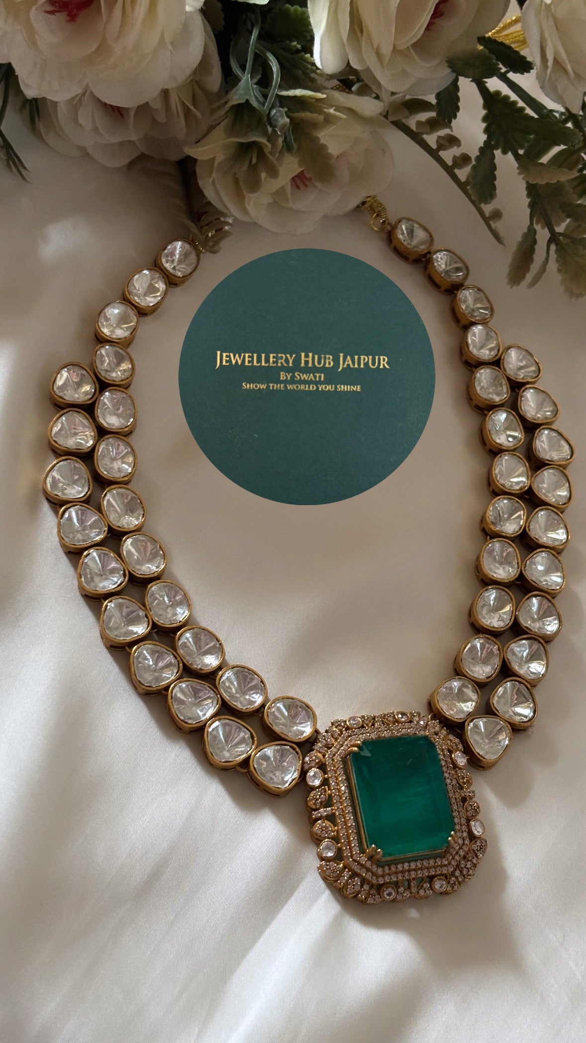 Emerald doublet collar necklace