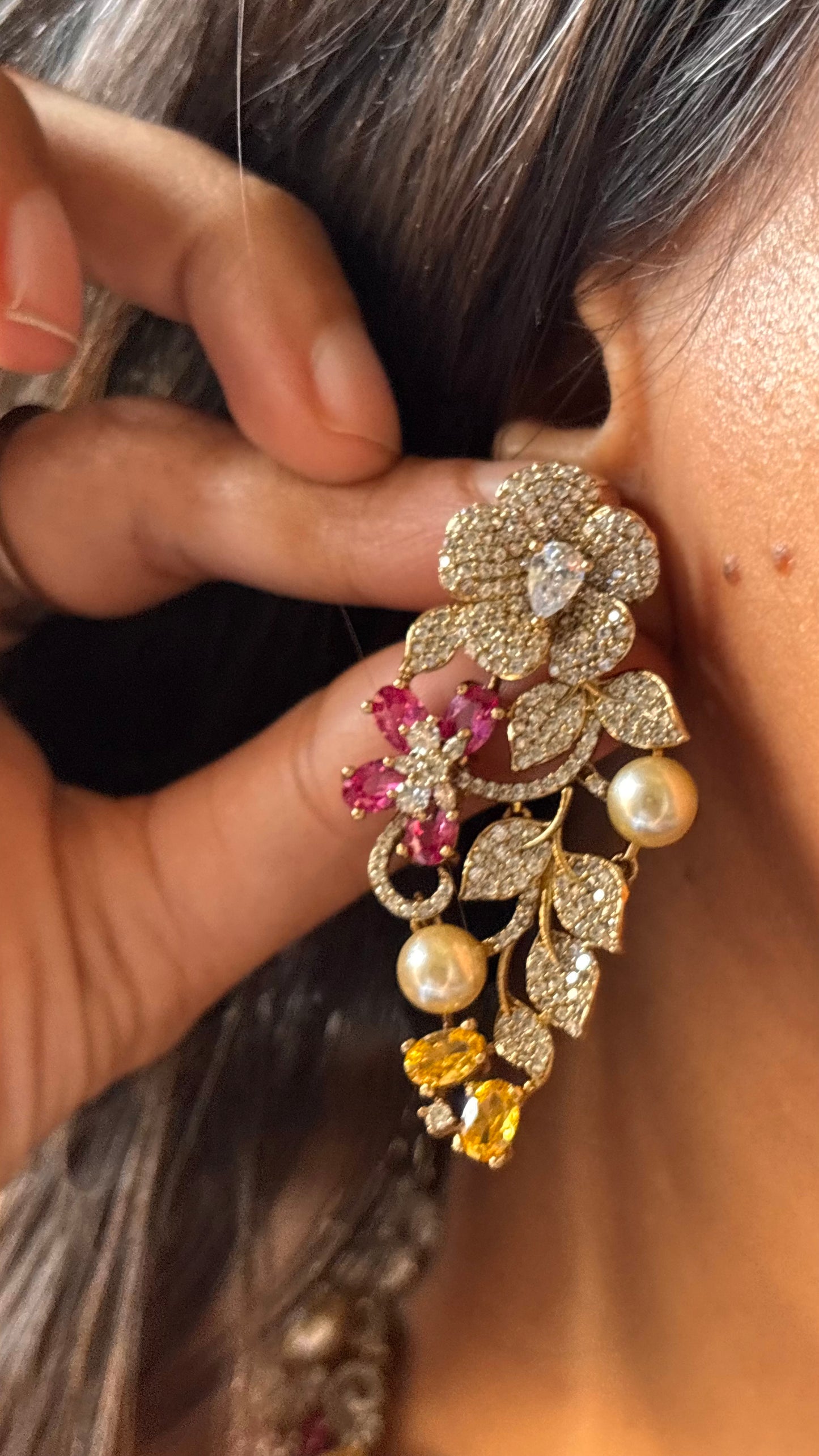 Cz floral topaz designer necklace with pearl detailing