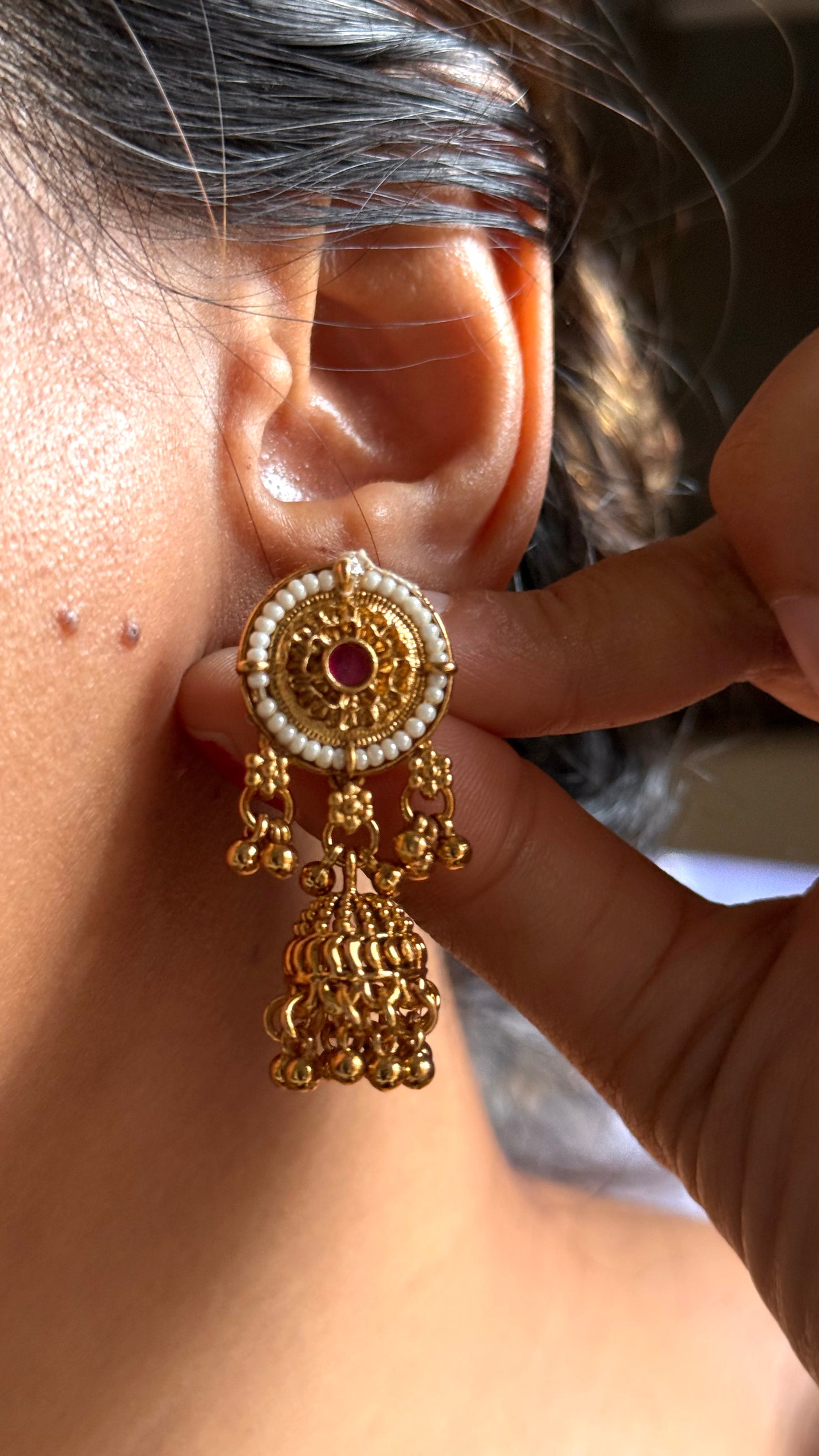 Triple layer Heritage necklace with Jhumki pattern