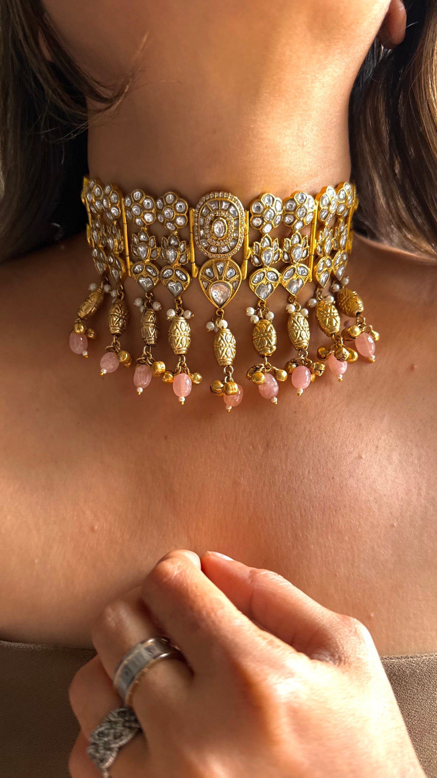 Royal Heritage pachi necklace with peach drop detailing
