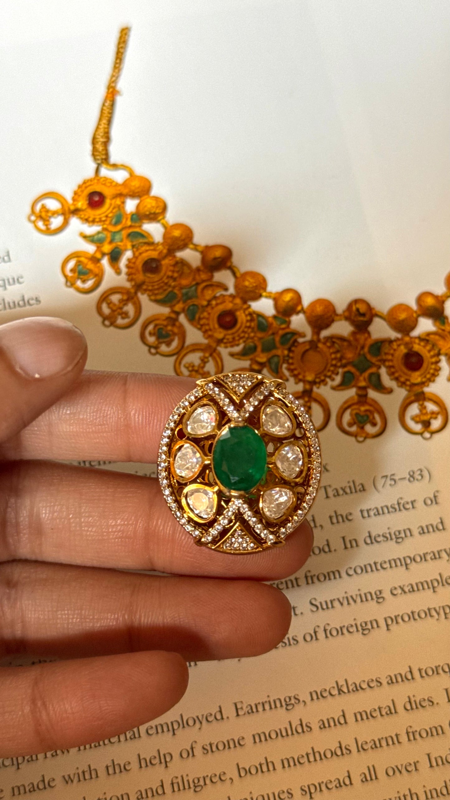 Emerald doublet peeli polki ring