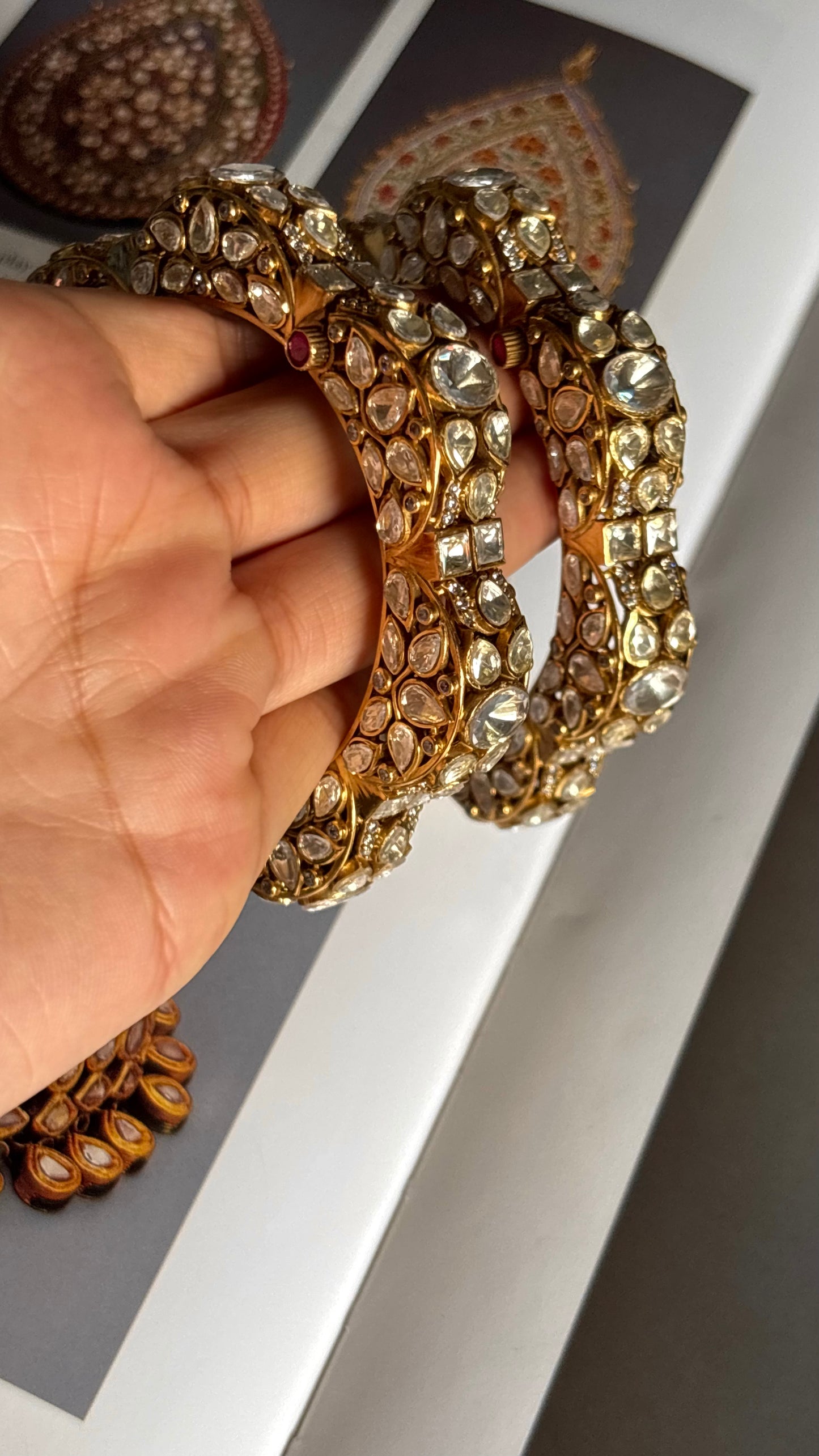 Designer real moissanite peeli polki Bangles