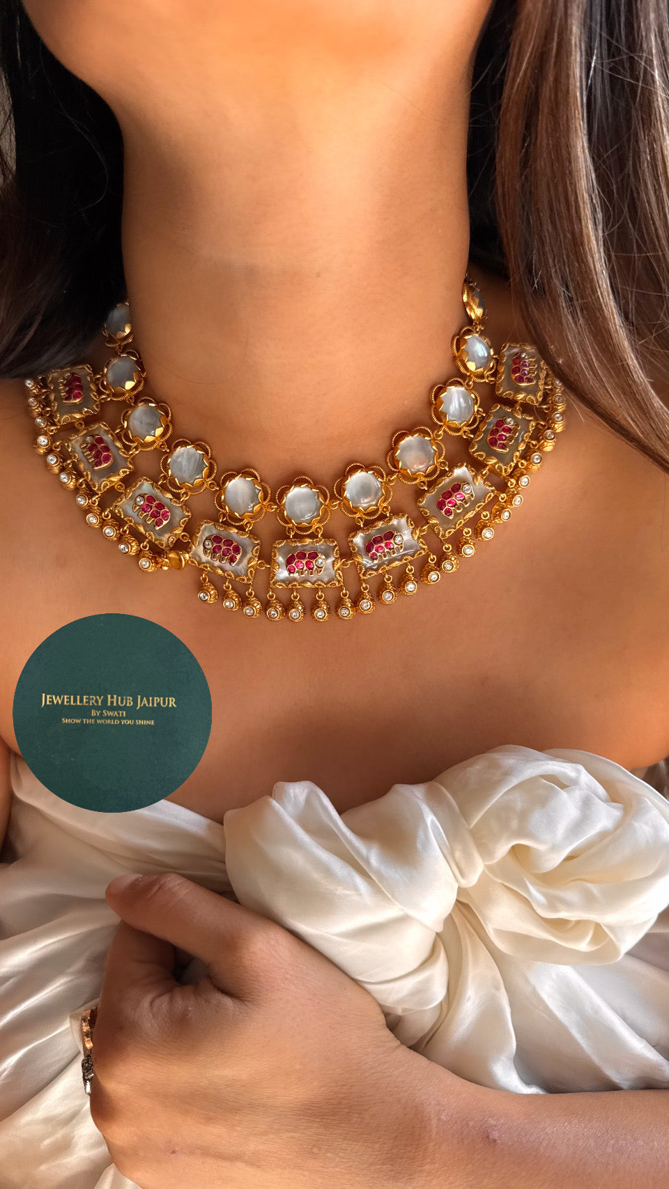 Amrapali inspired Mother of Pearl & Rani pink Necklace set