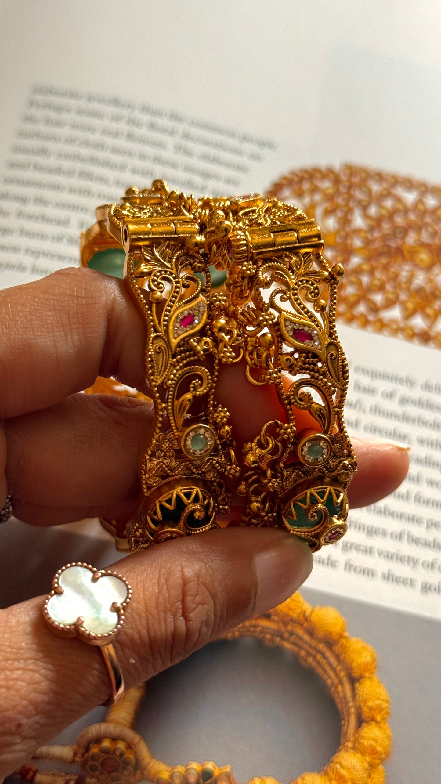 Rajwada mint & rani inlay ghungroo bangles