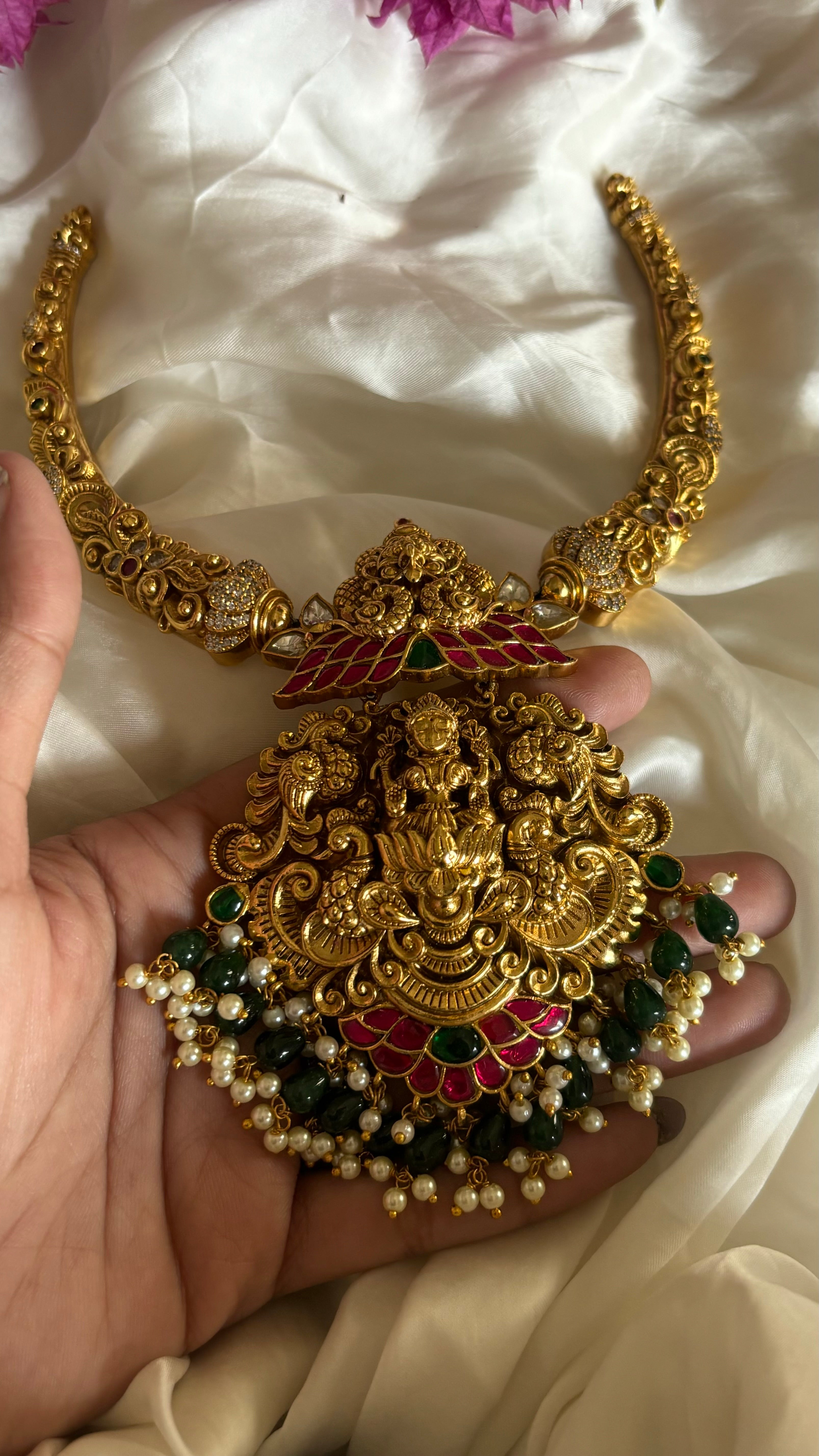 Paachi temple necklace