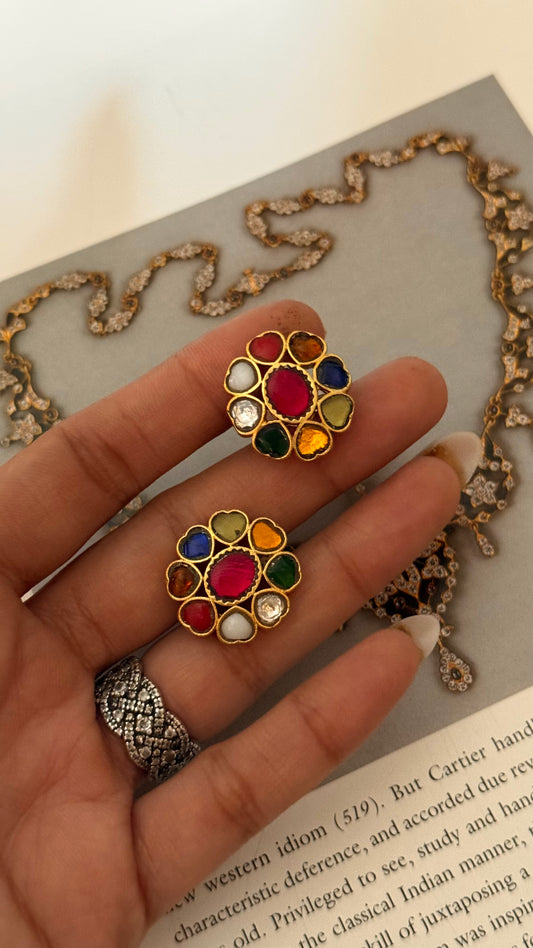 Paachi Navratna studs