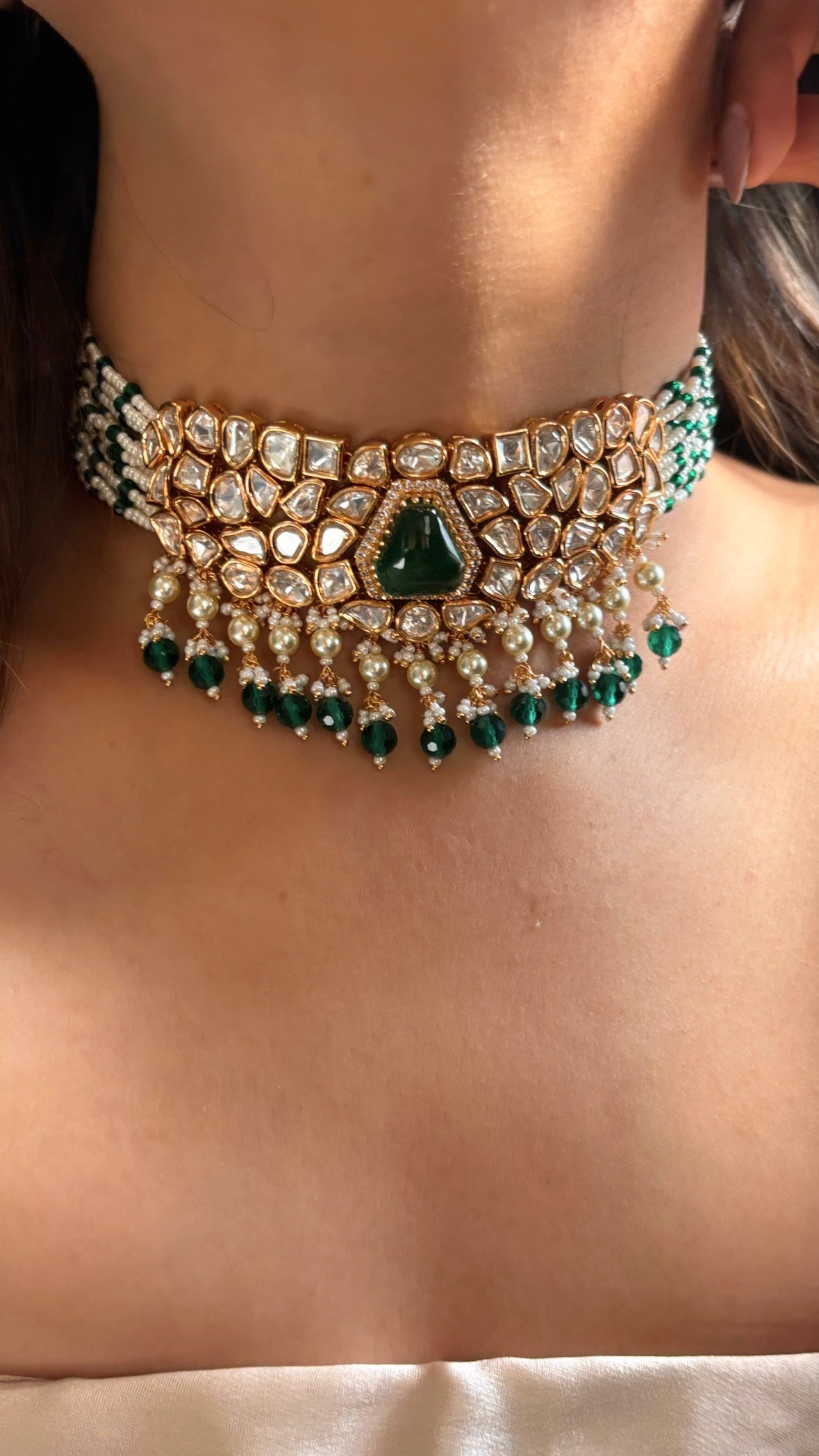 Emerald moissanite choker set with earrings