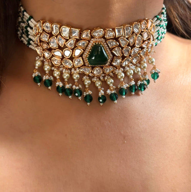 Emerald moissanite choker set with earrings