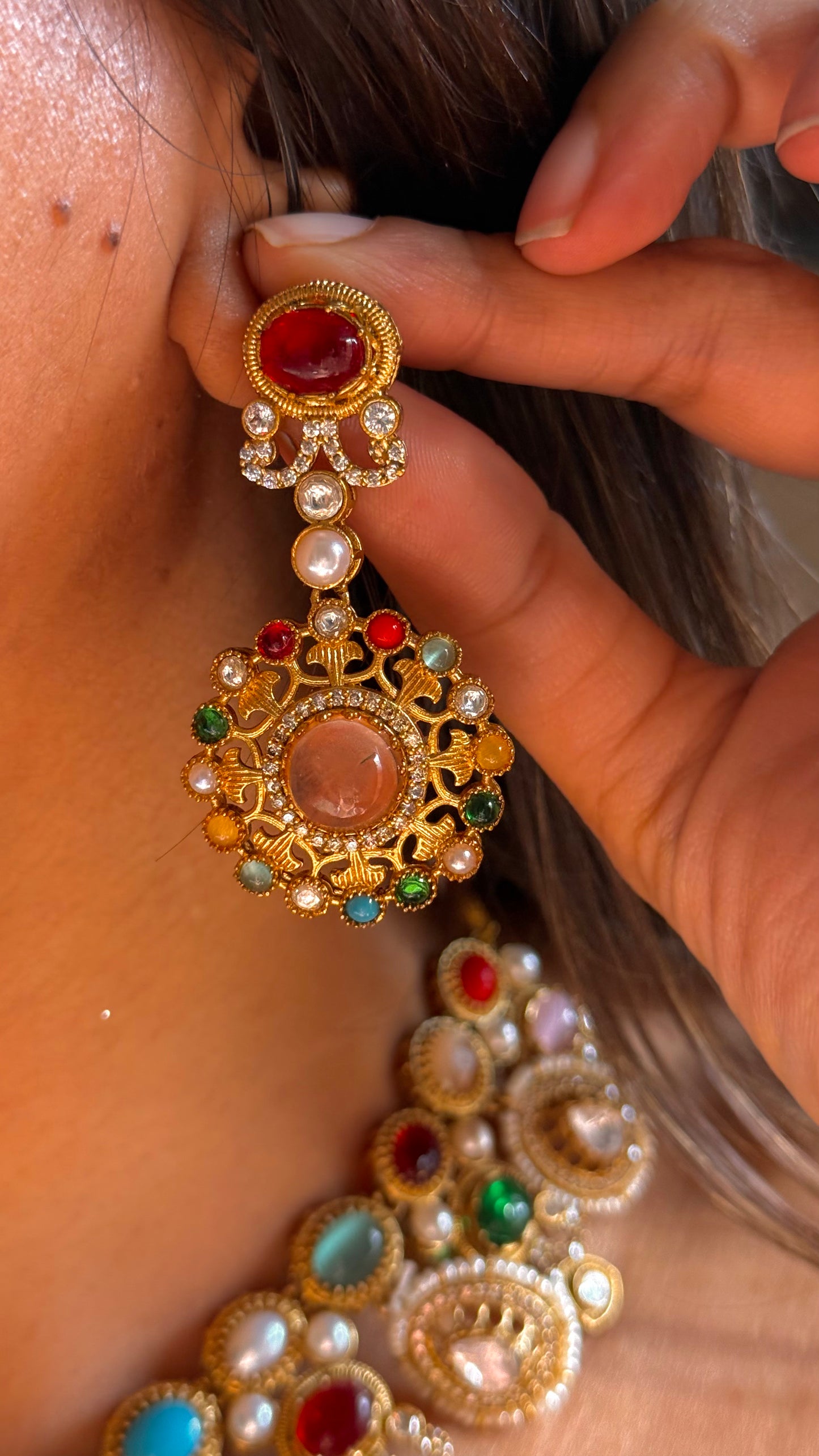 Navratna peach & mint pendant choker set