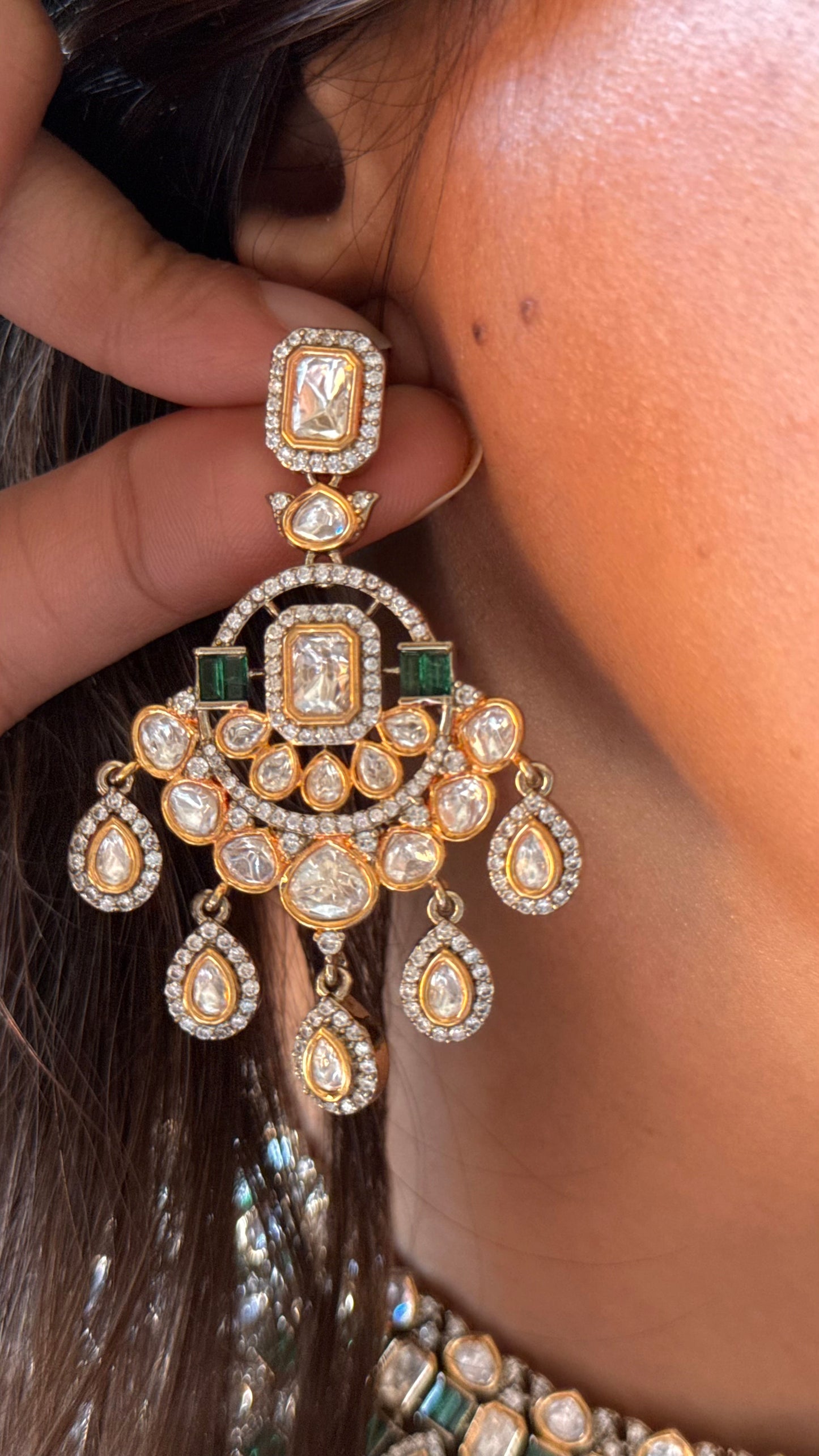 Emerald real moissanite with drops choker set