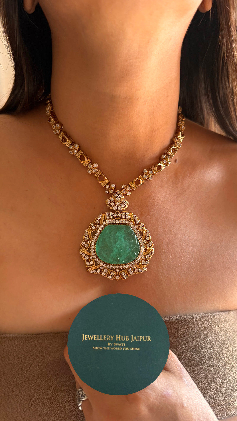 Necklace mint carving stone set