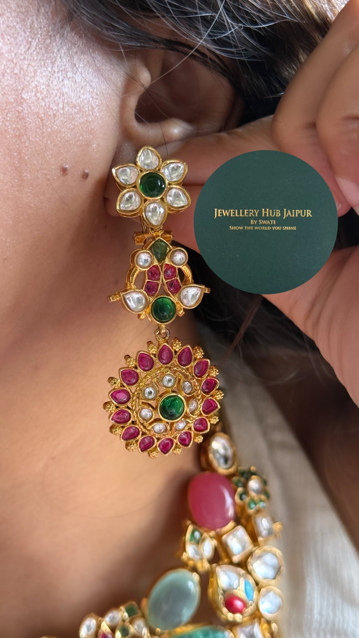 Navratna pastel with leaf inlay collar set