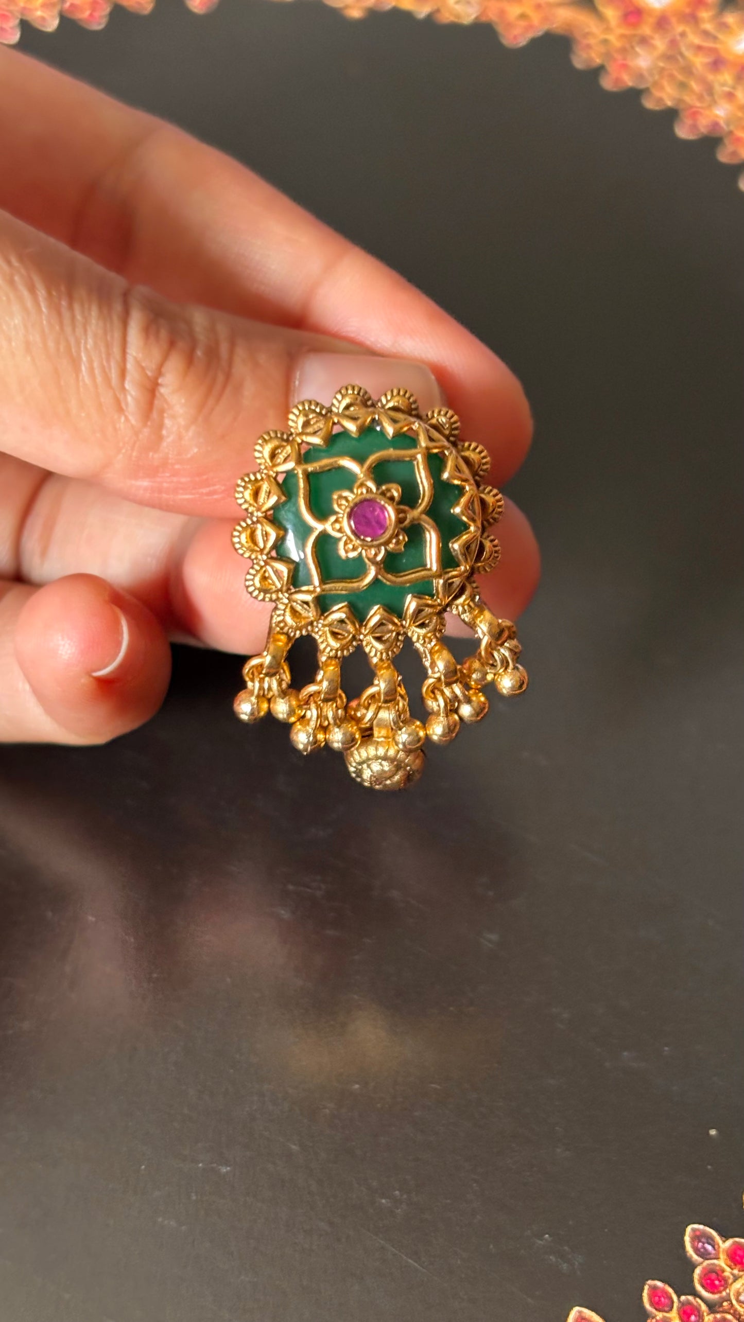 Emerald inlay with nakashi rajwadi ring