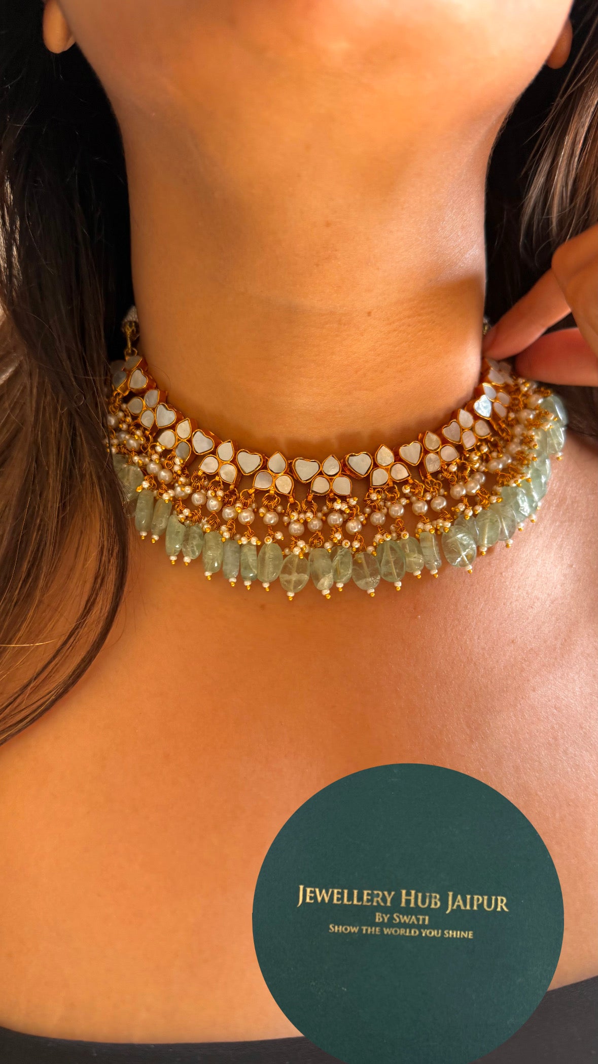 Mother of pearl strawbery drop necklace