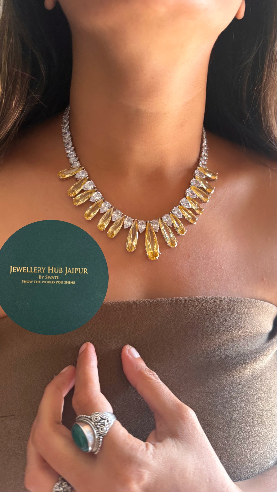 Citrine drop shape design cocktail diamond collar set