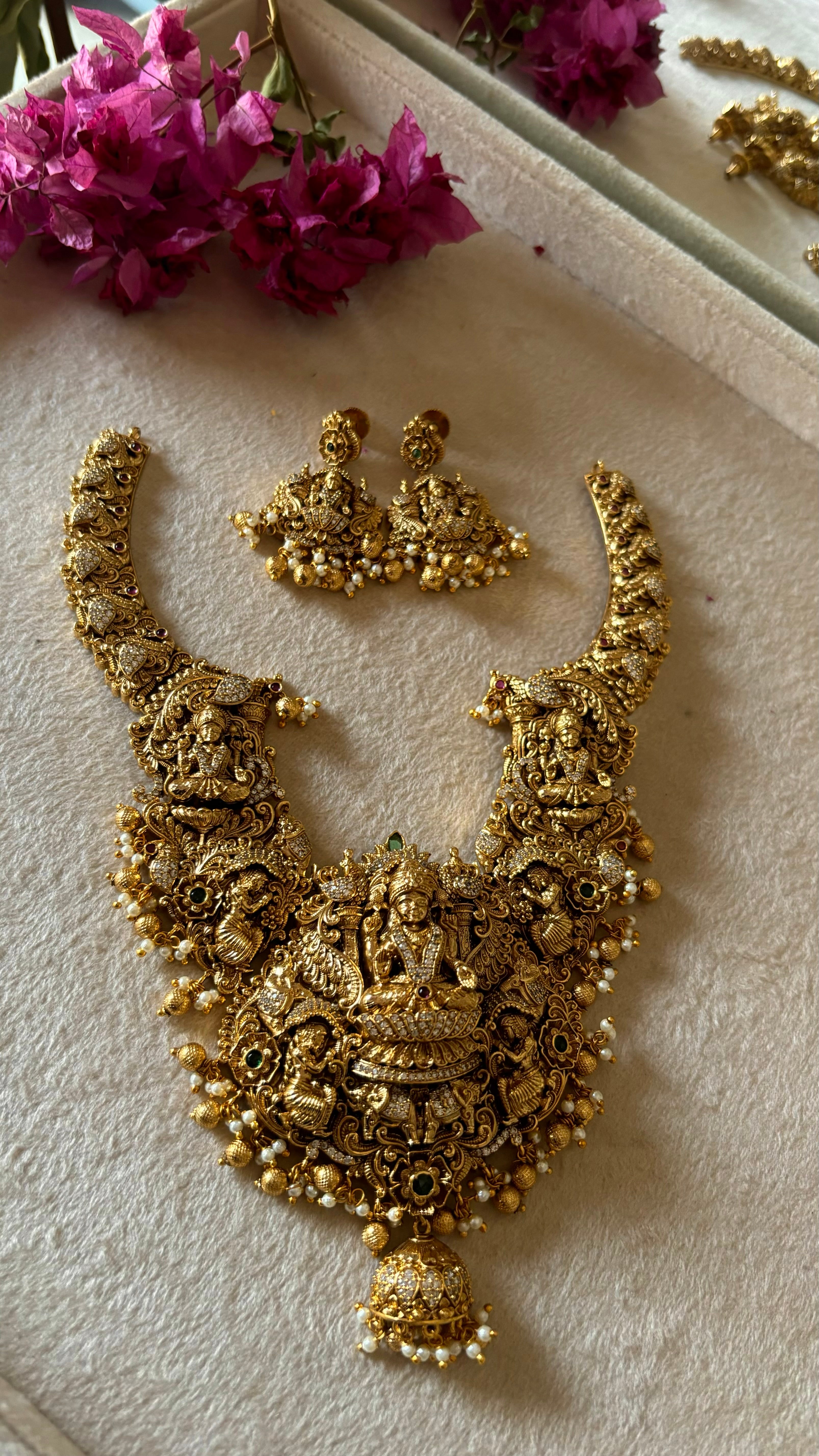 Temple jewellery with earrings