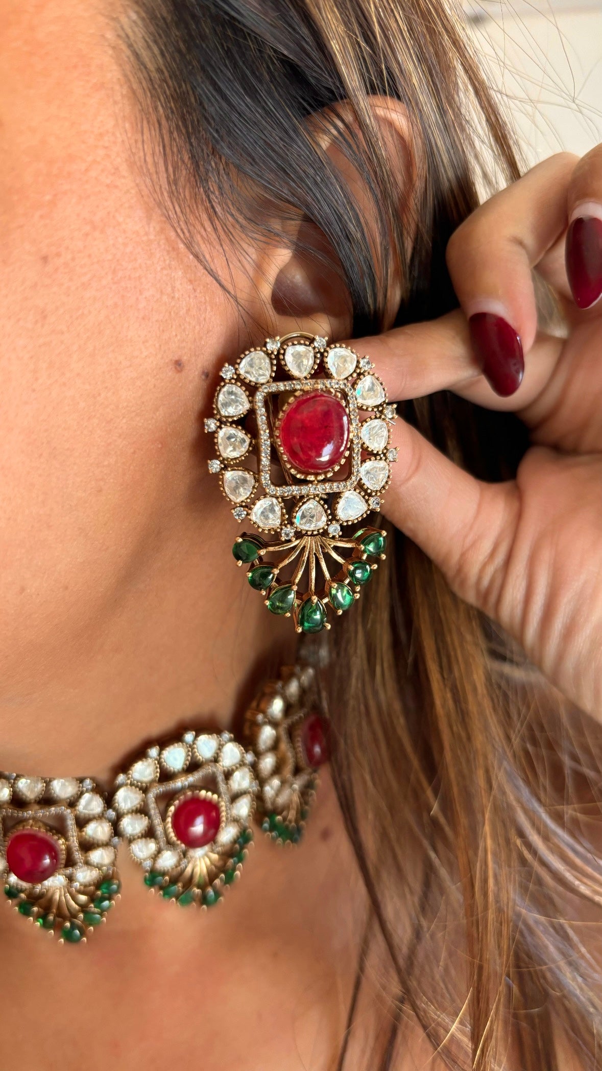Bridal Asia Moissanite ruby & emerald choker