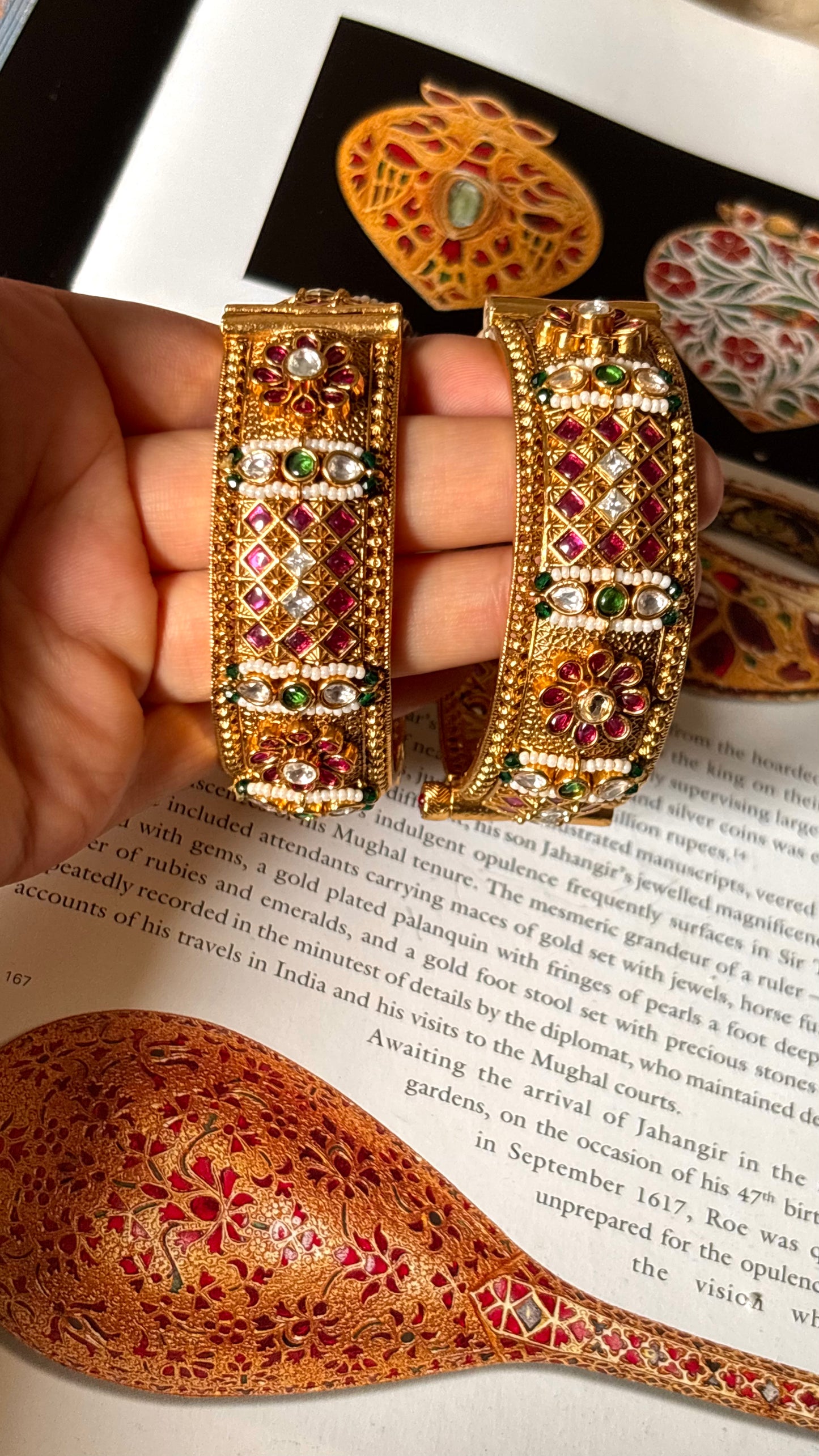 Rani pink & emerald gold polish Rajwada bangles