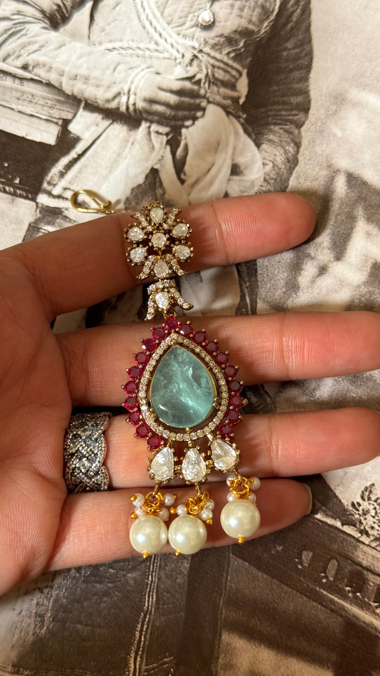 Mint & Rani pink Moissanite with drops Maangtikka