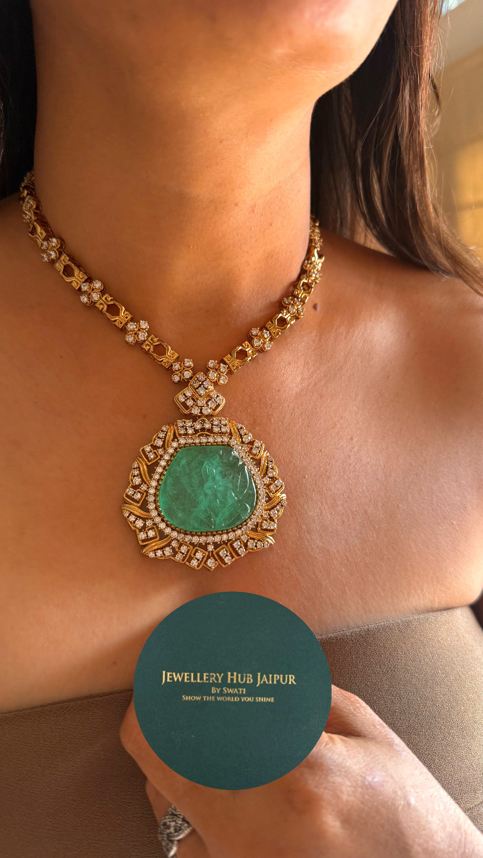 Necklace mint carving stone set