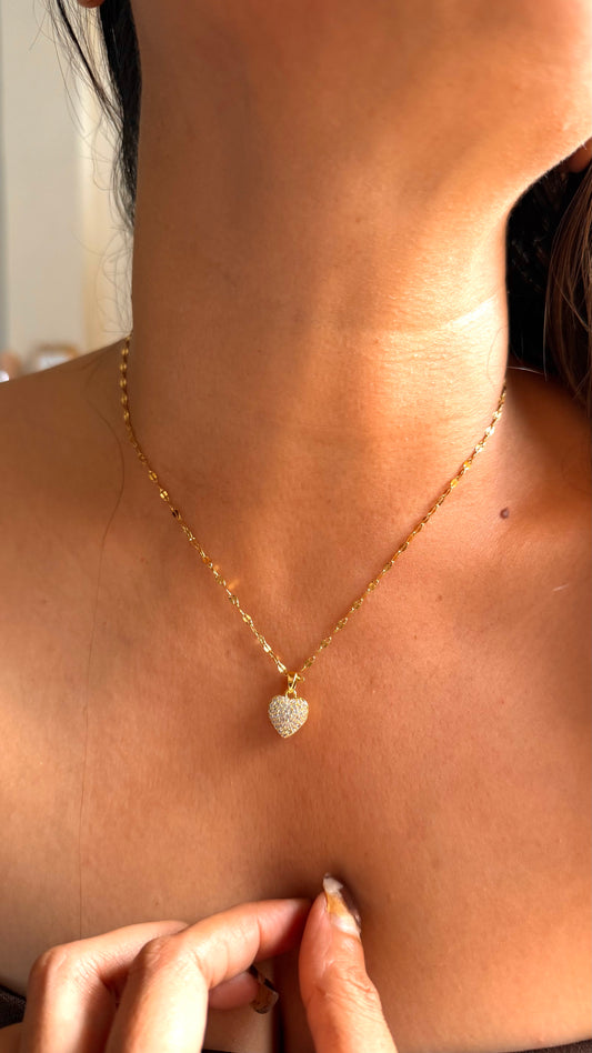 Little heart moissanite minimal set