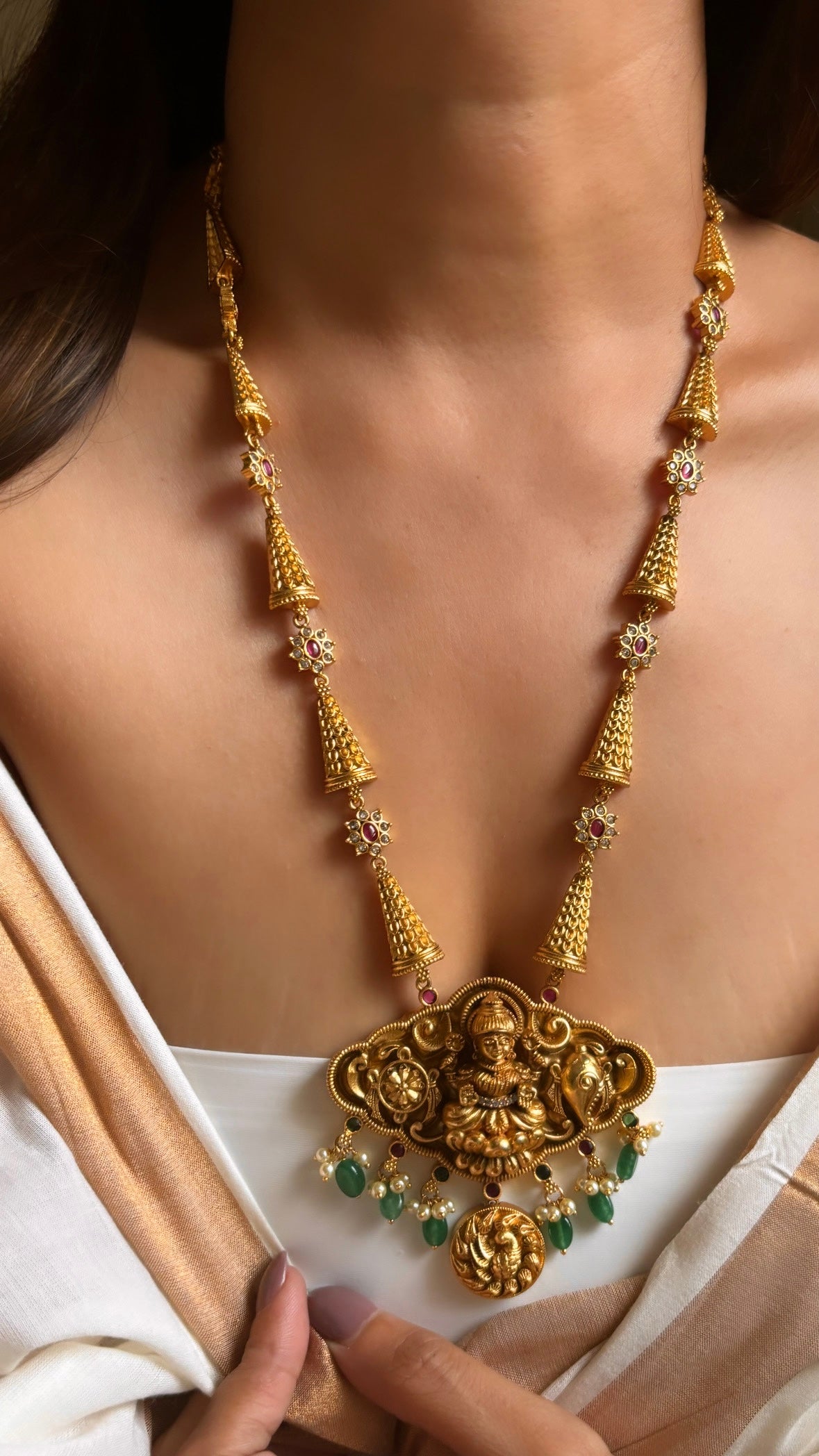 Temple mid length necklace