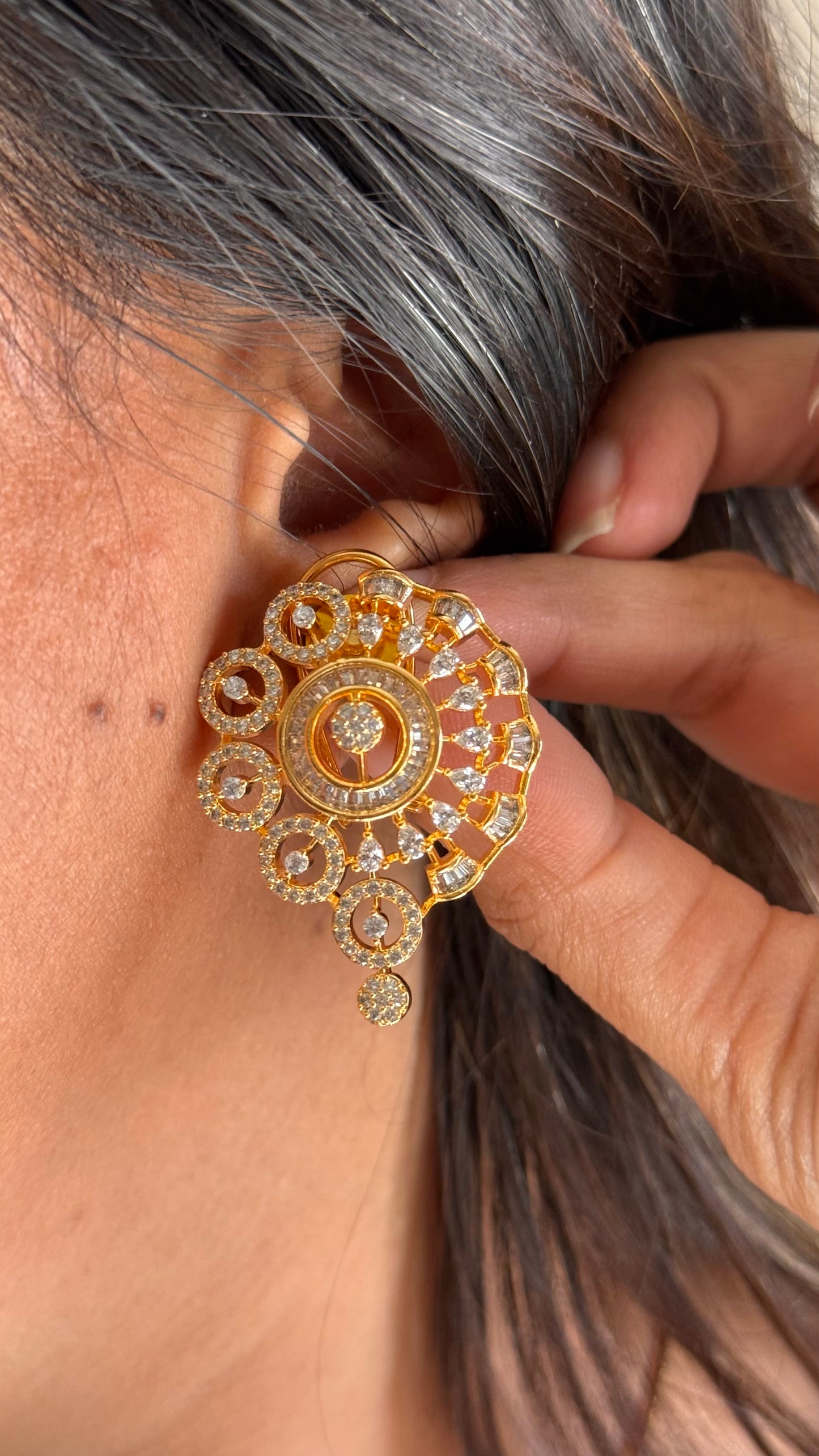 Ridhi diamond pendant set