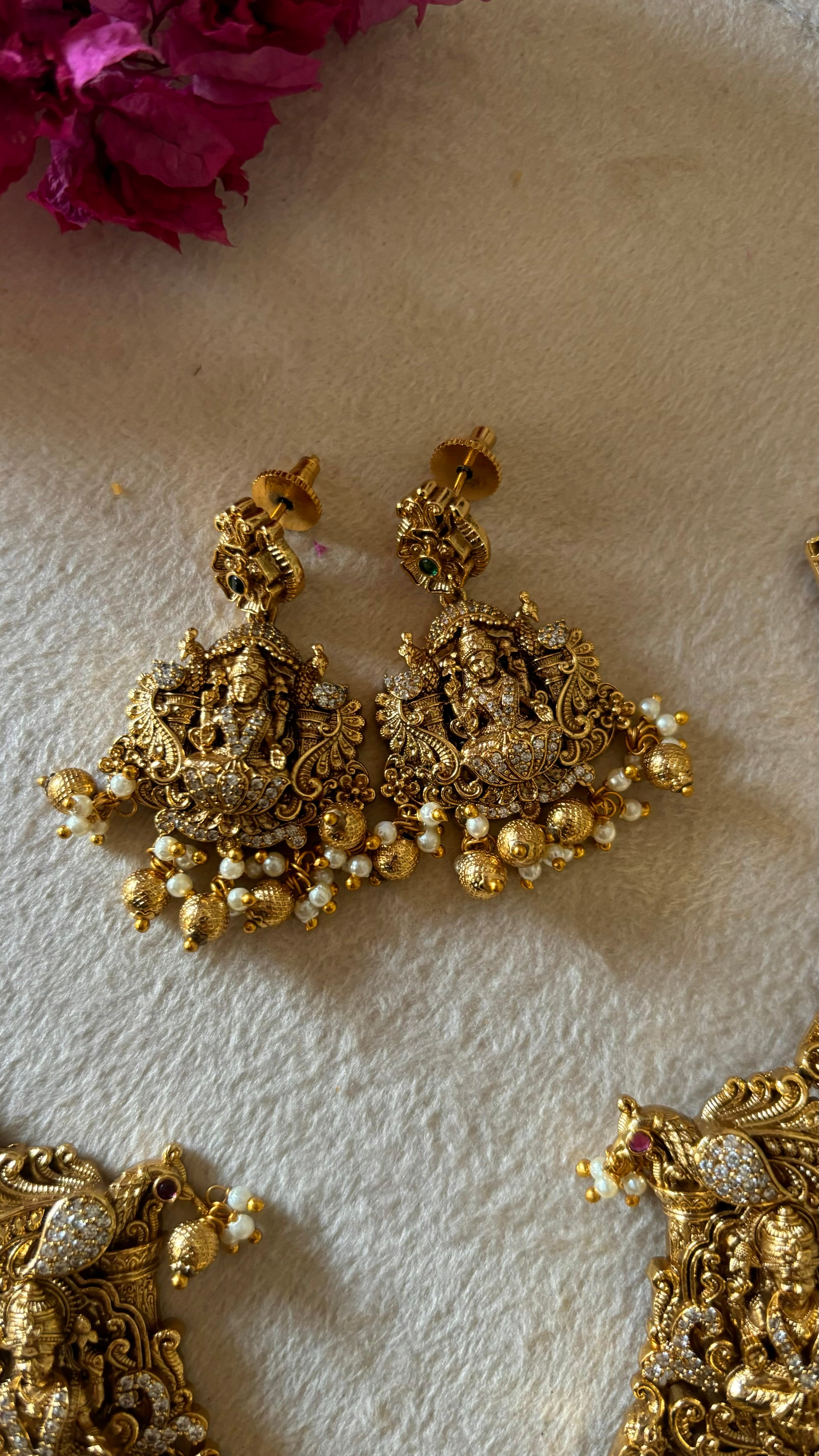 Temple jewellery with earrings