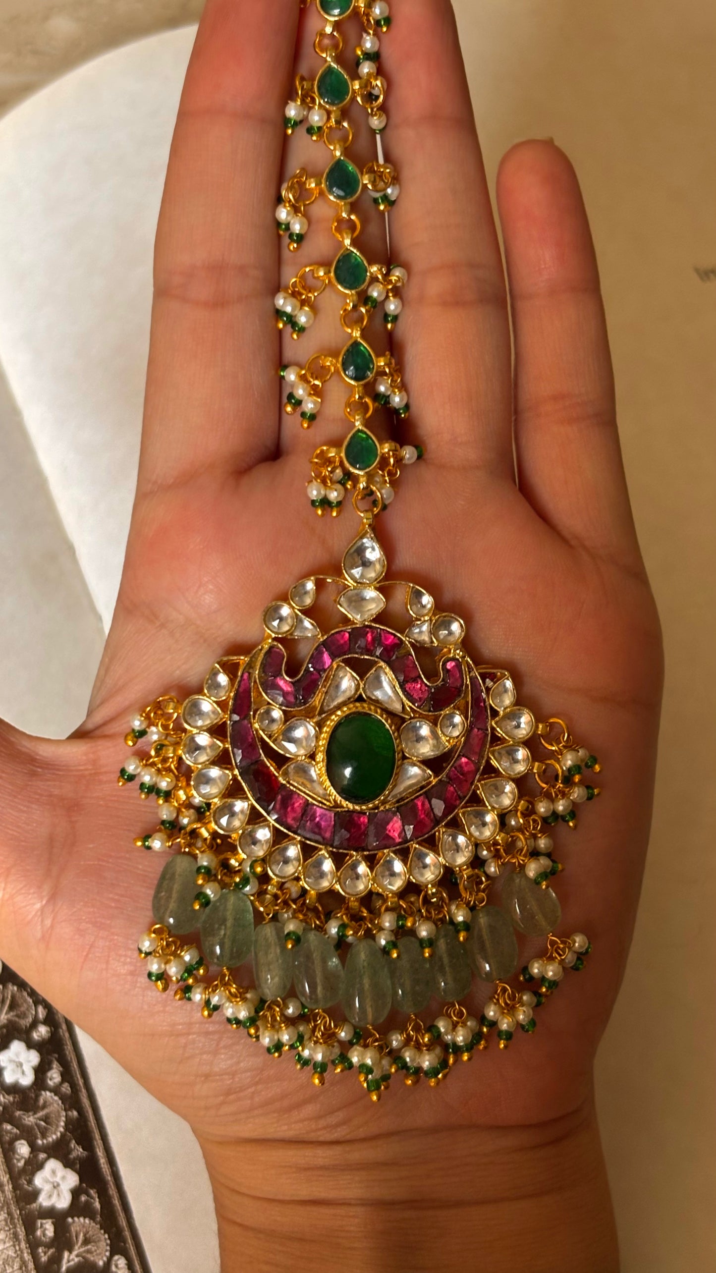 Emerald & rani pink paachi Kundan maangtika