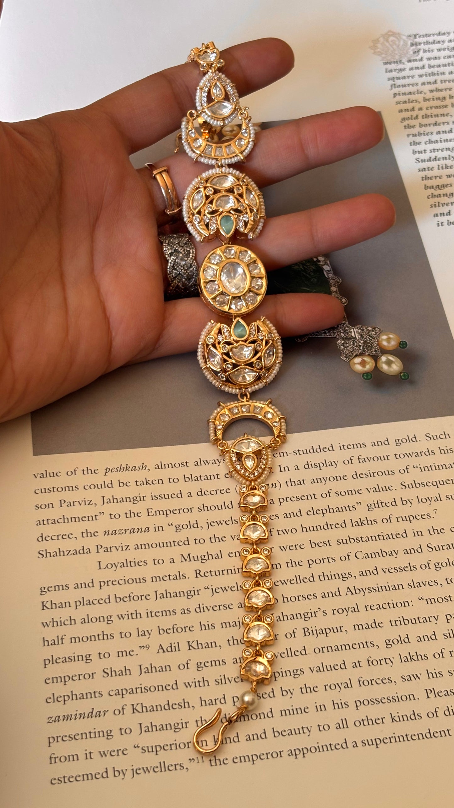 Mint Kundan mathapatti