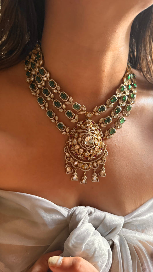 Emerald doublet moissanite 3 layer collar set