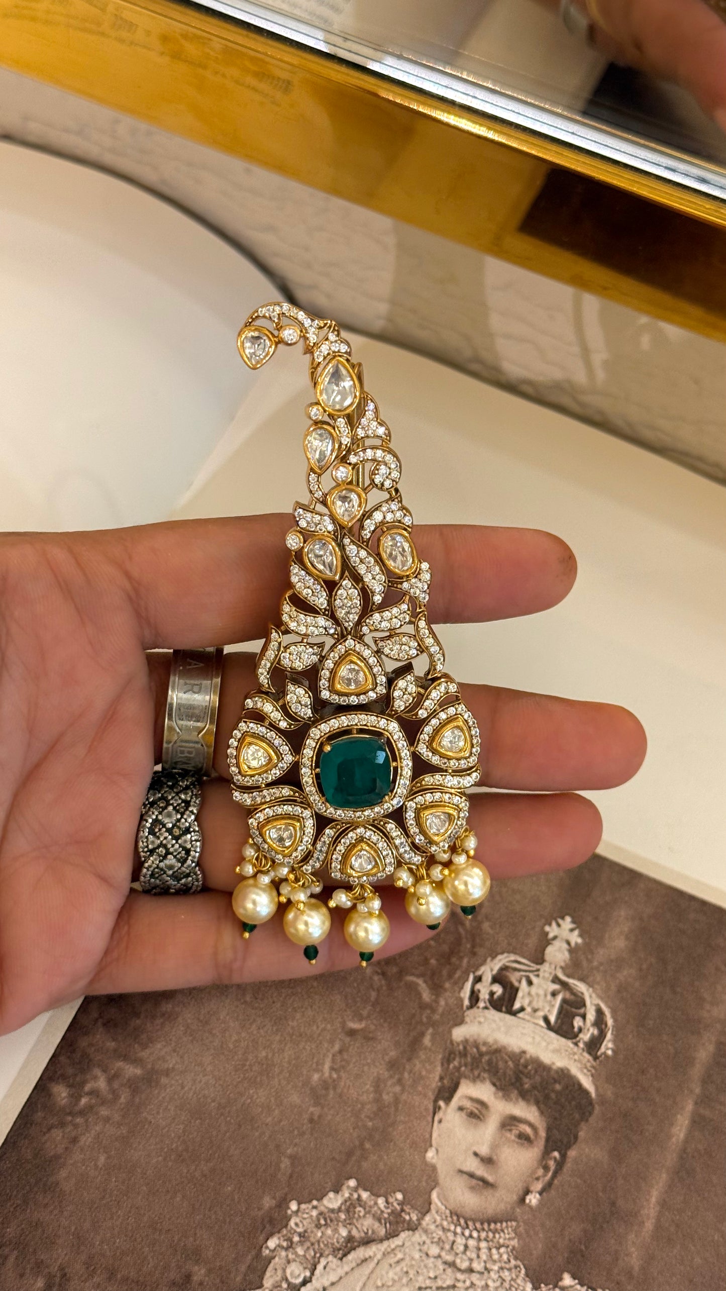 Emerald Rajwada style Hasli