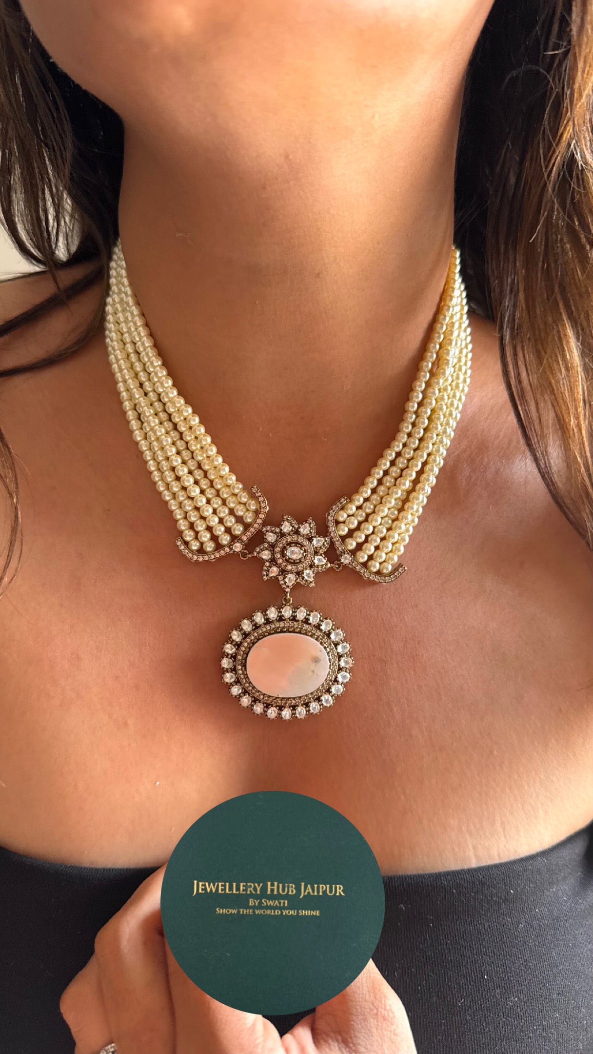 Mother of pearl with pendant collar Necklace
