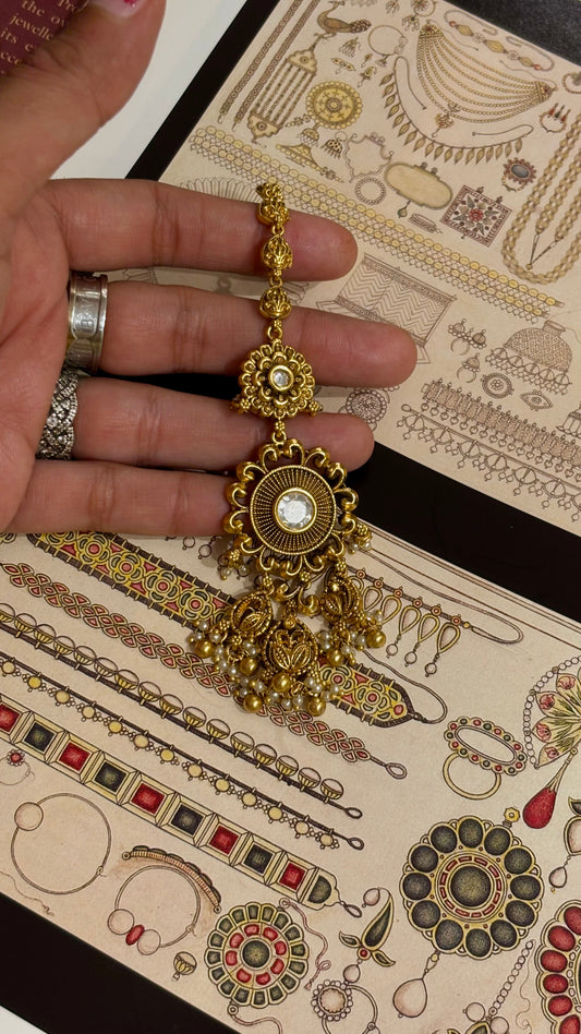 Dual polki floral nakshi maangtika