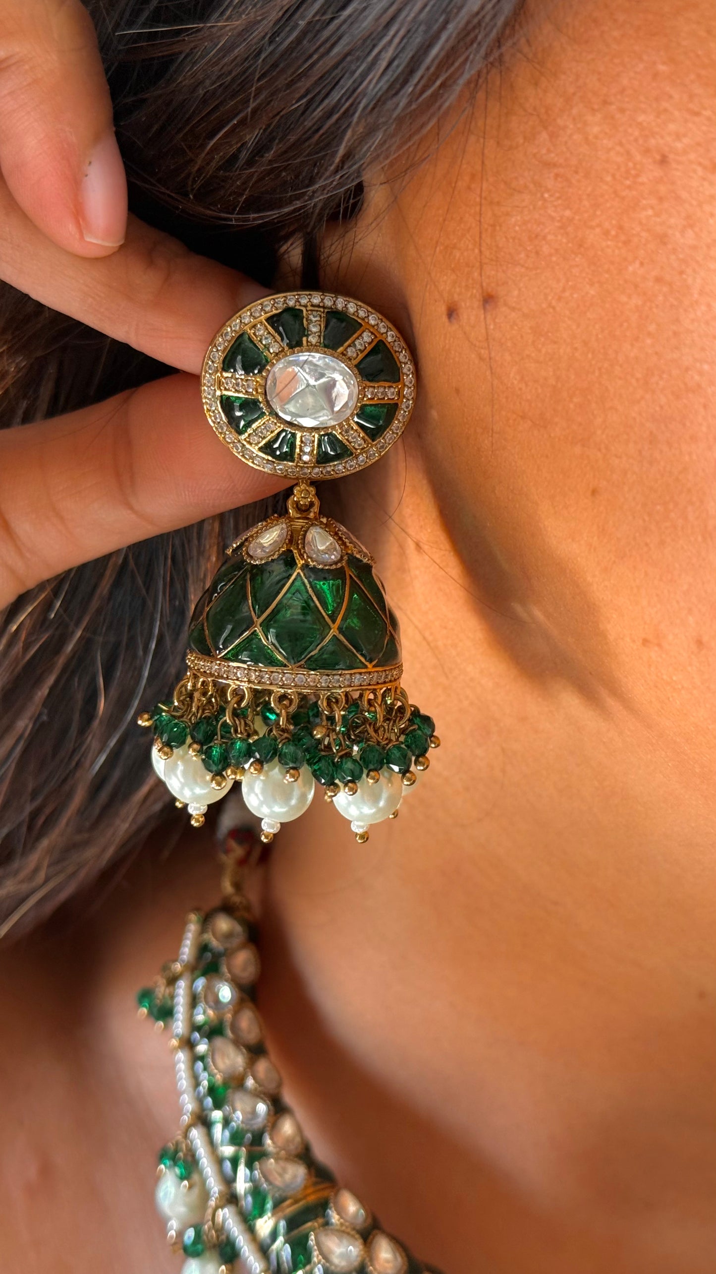 Emerald royal heritage hasli