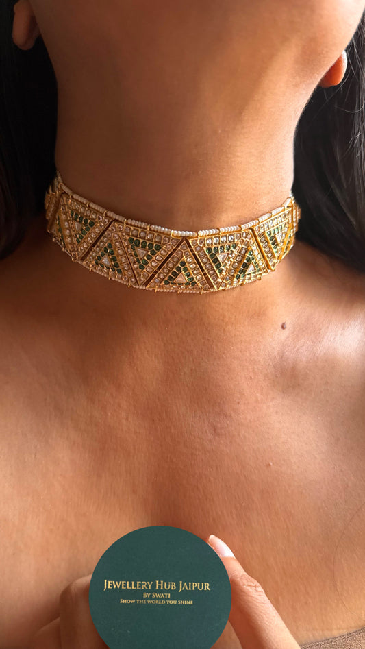 Paachi kundan emerald chikpatti