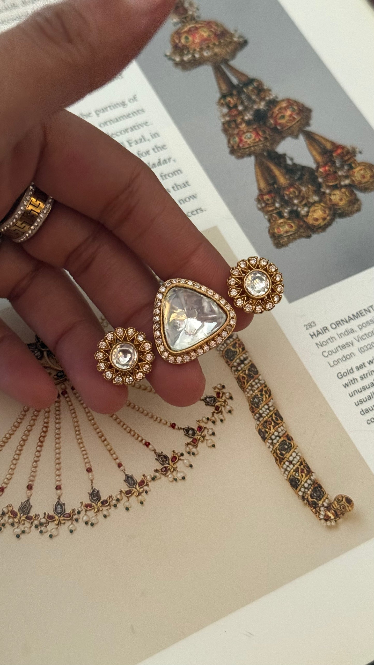 Uncut polki triangle cut ring