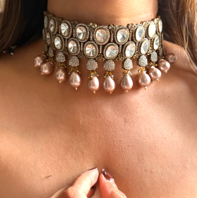 Moissanite uncut polki choker with cocktail drops