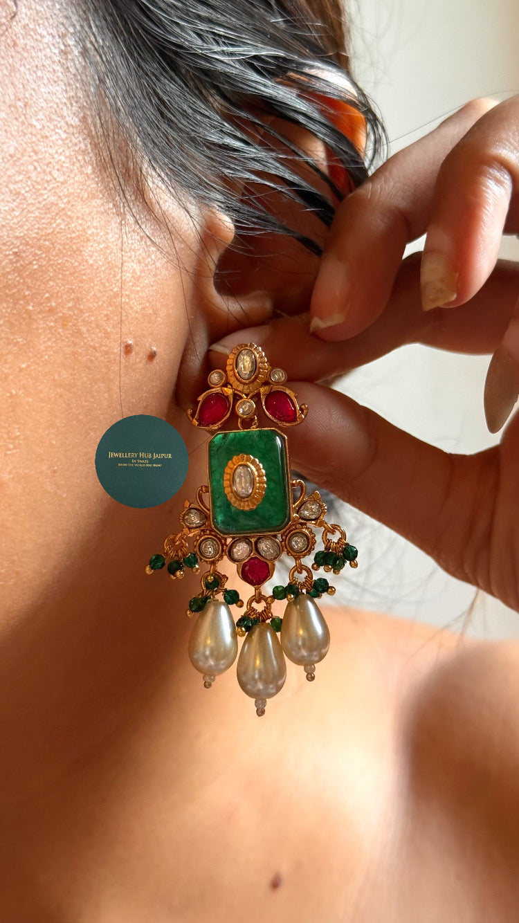 Amrapali inspired Emerald inlay carving with rani pink polki dual layer set