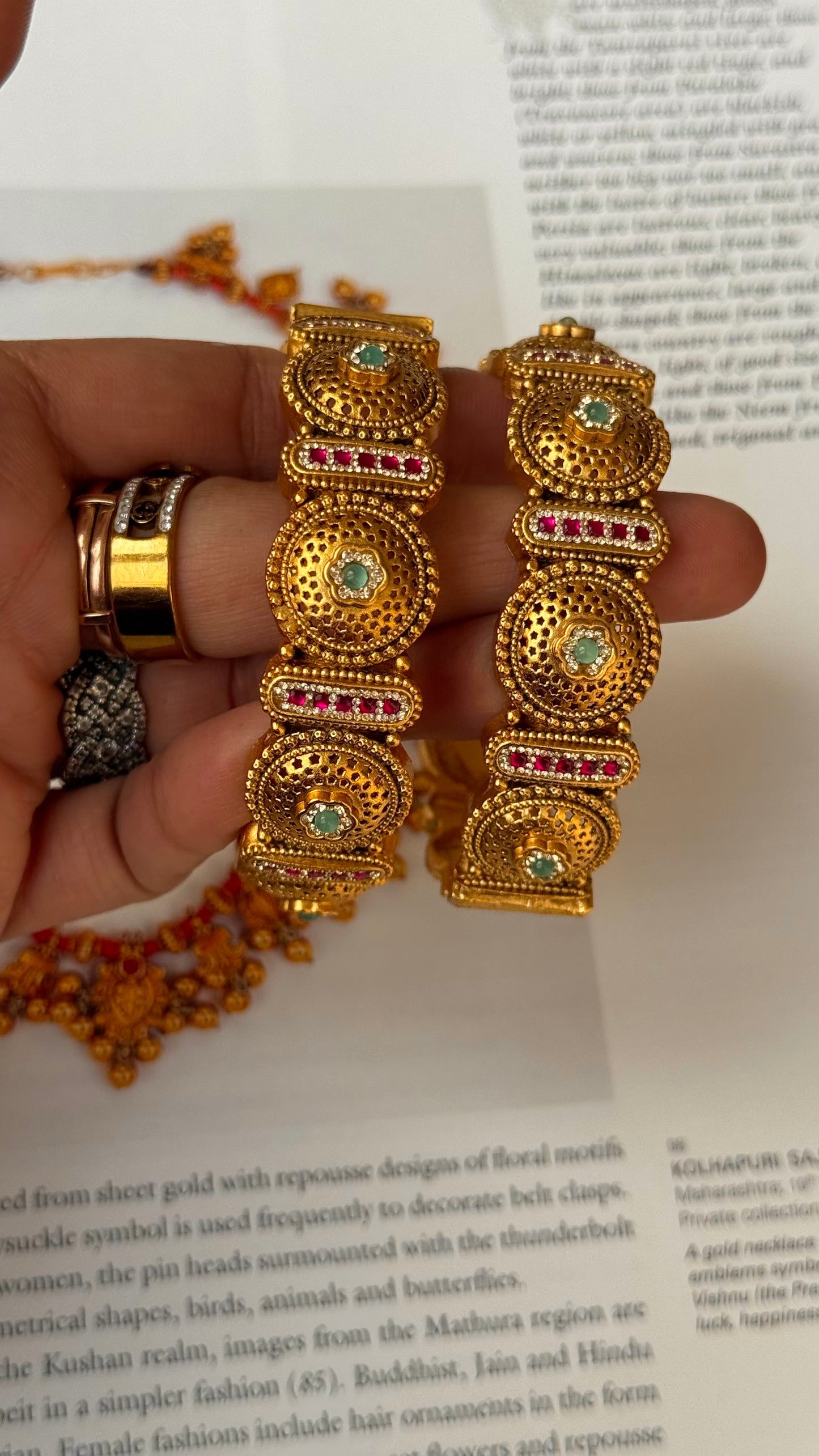 Gold rajwada mint & rani pink bangles