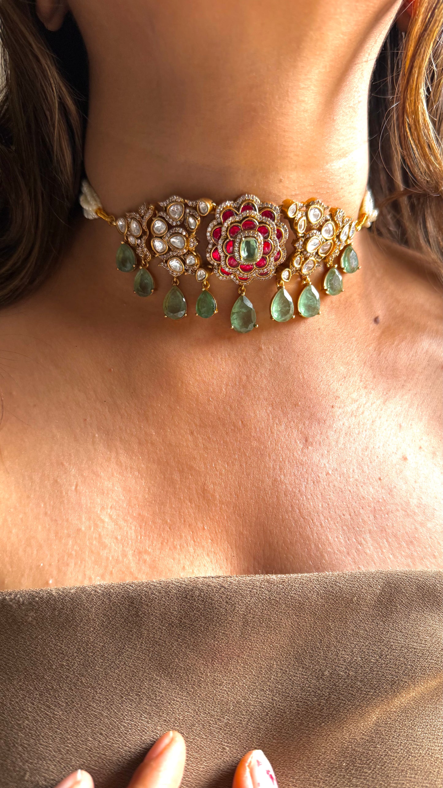 Doublet floral polki choker