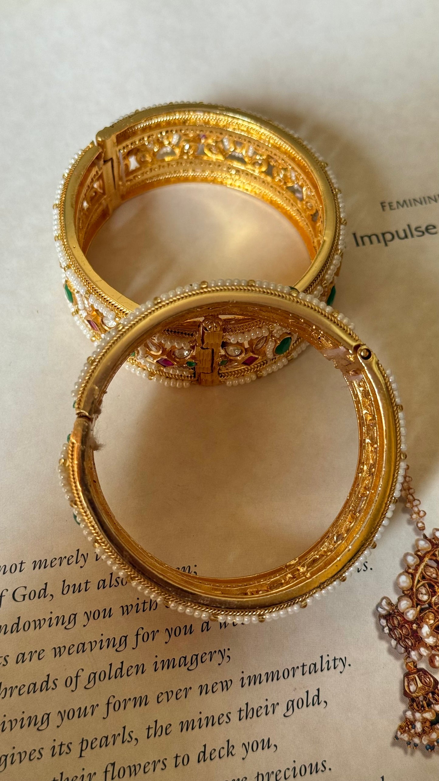 Real moissanite rani pink & emerald openable bangle