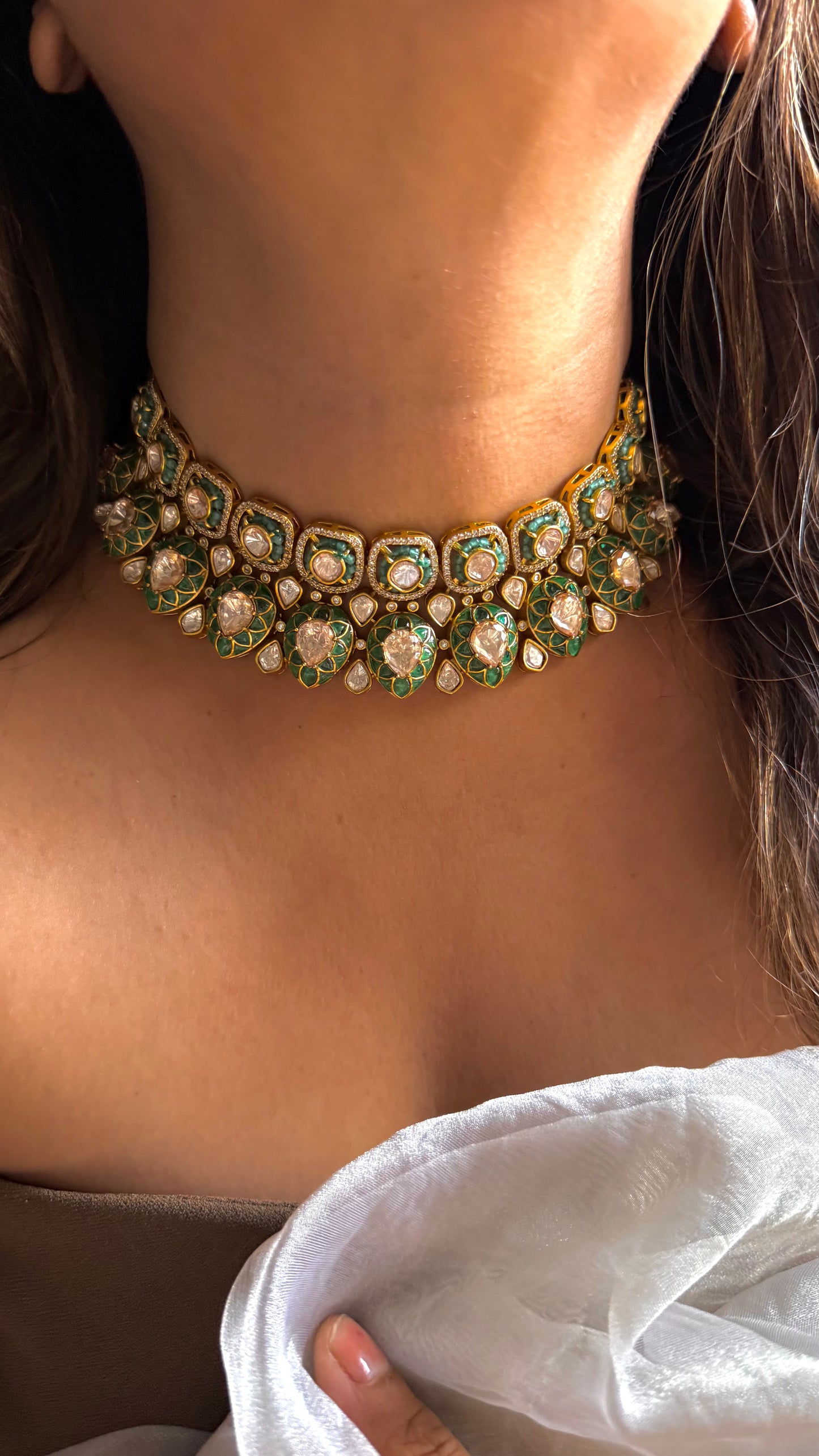 Emerald & Turquoise Lv shade Polki Choker Necklace