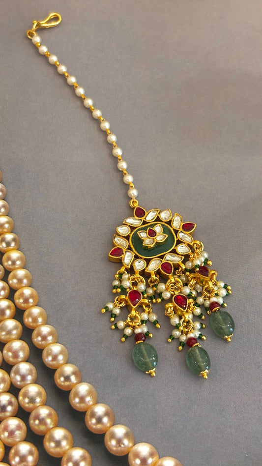 Emerald inlay heritage maangtika