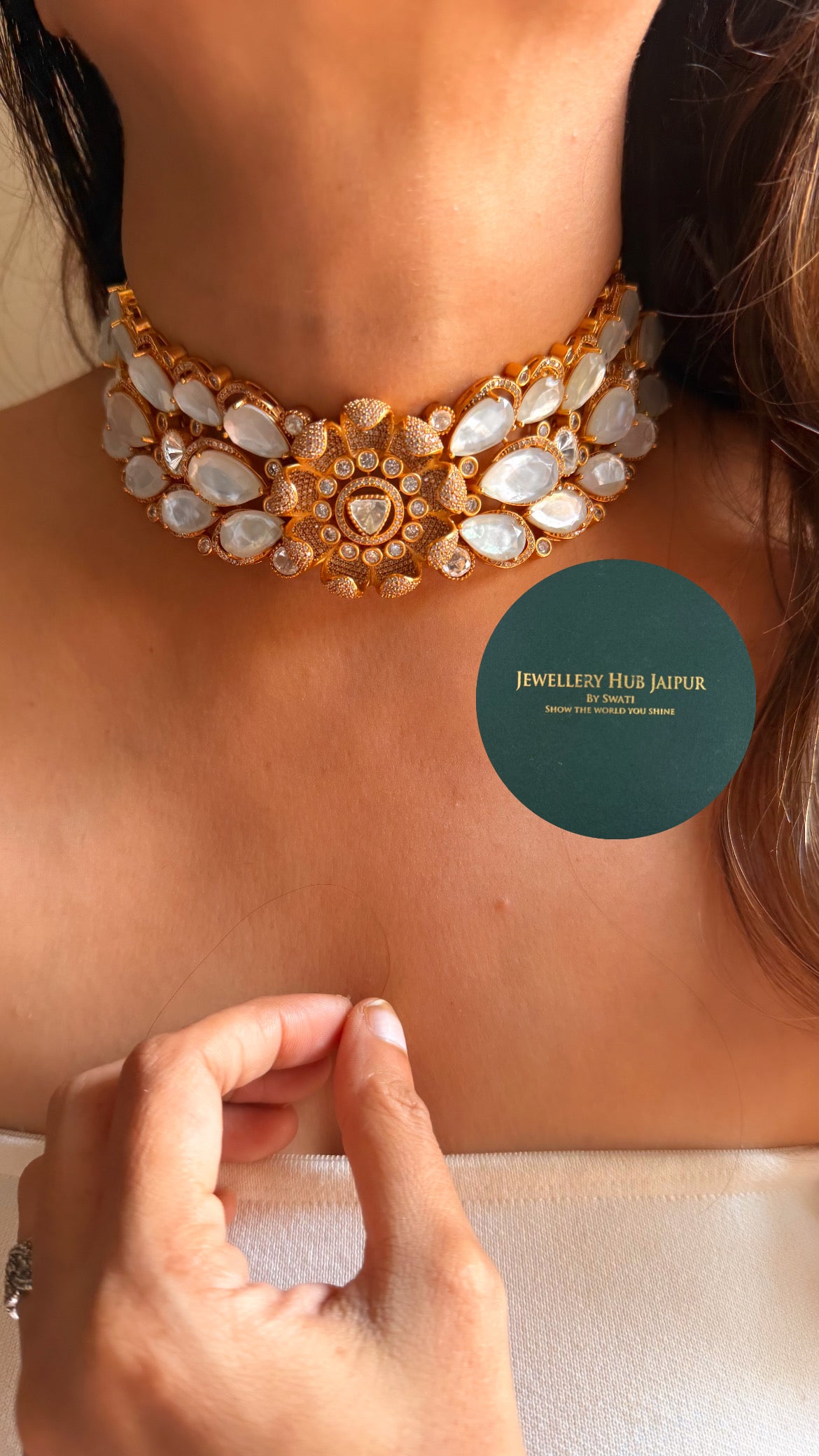 Mother of pearl floral designer choker set