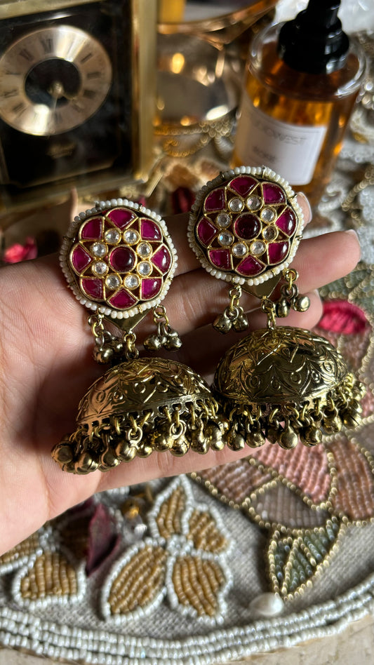 Paachi jhumka