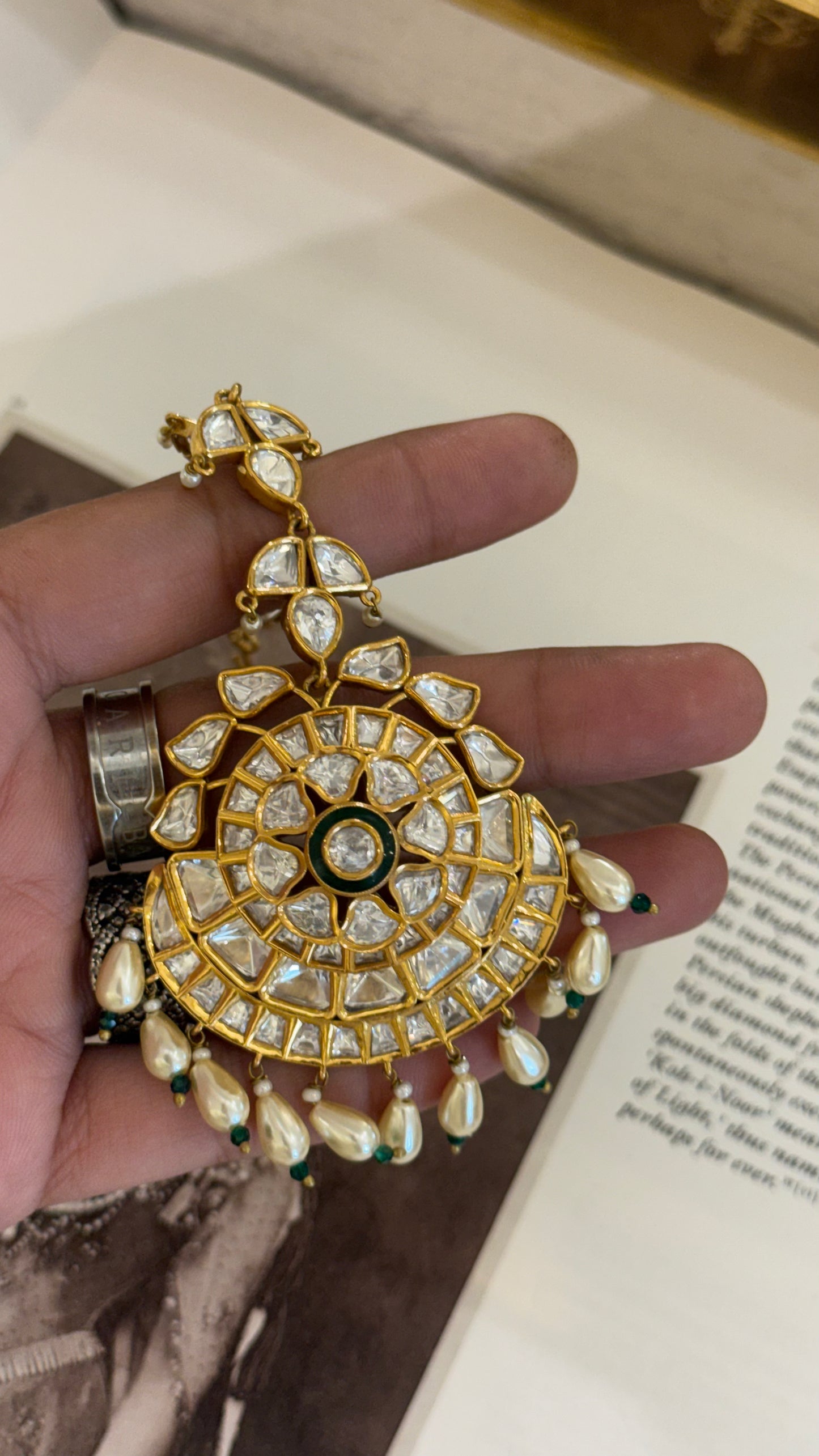 Meenakari maangtila with pearl drop & emerald detailing