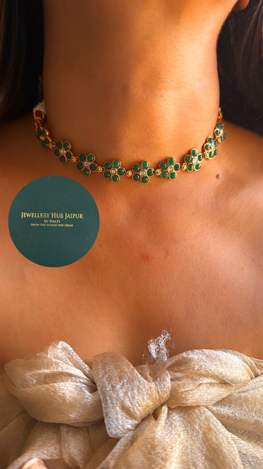 Minimal floral design choker set